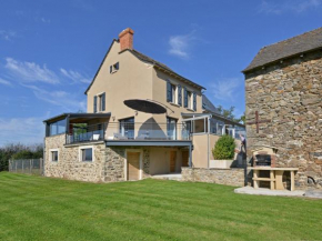 Hotels in Prévinquières